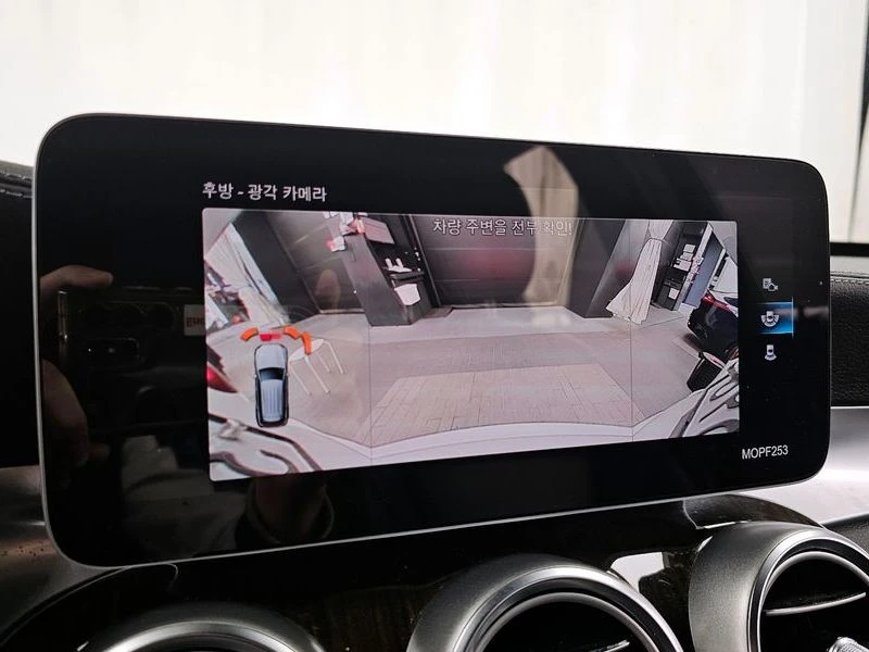 Mercedes-Benz GLC GLC300 4MATIC| 255к.с., снимка 15 - Автомобили и джипове - 56004179