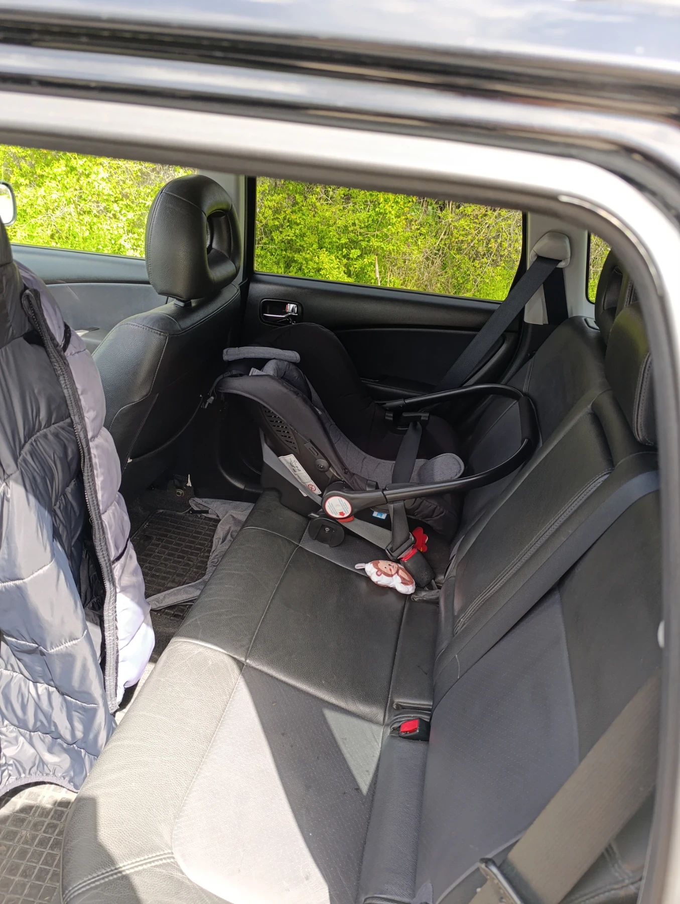 Mitsubishi Outlander 2.0i - изображение 9