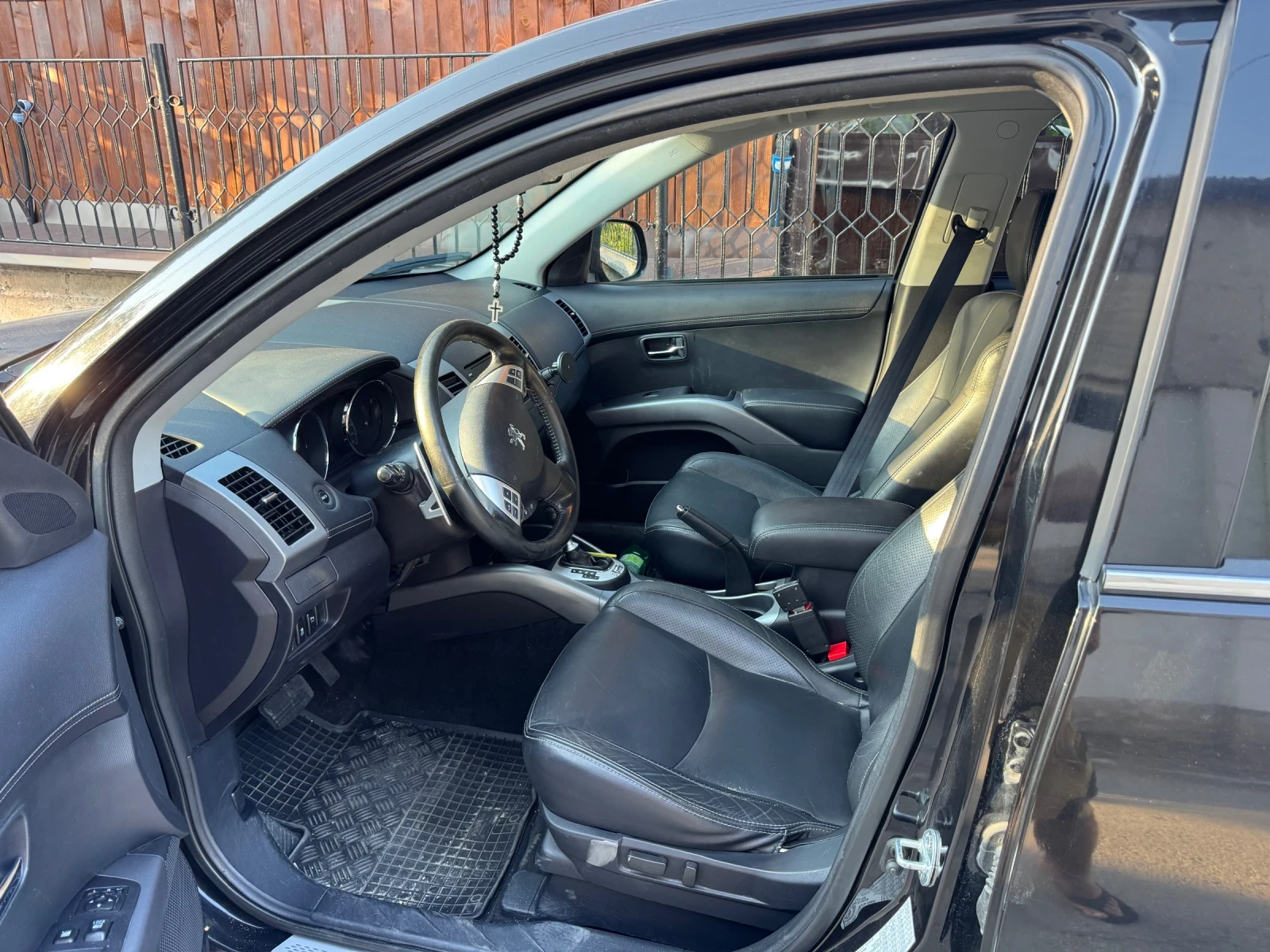 Peugeot 4007  - изображение 4