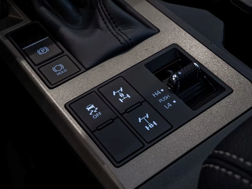 Toyota Land cruiser NEW* EXECUTIVE* LED LIGHTS* 360*  | Mobile.bg � ����������� 10