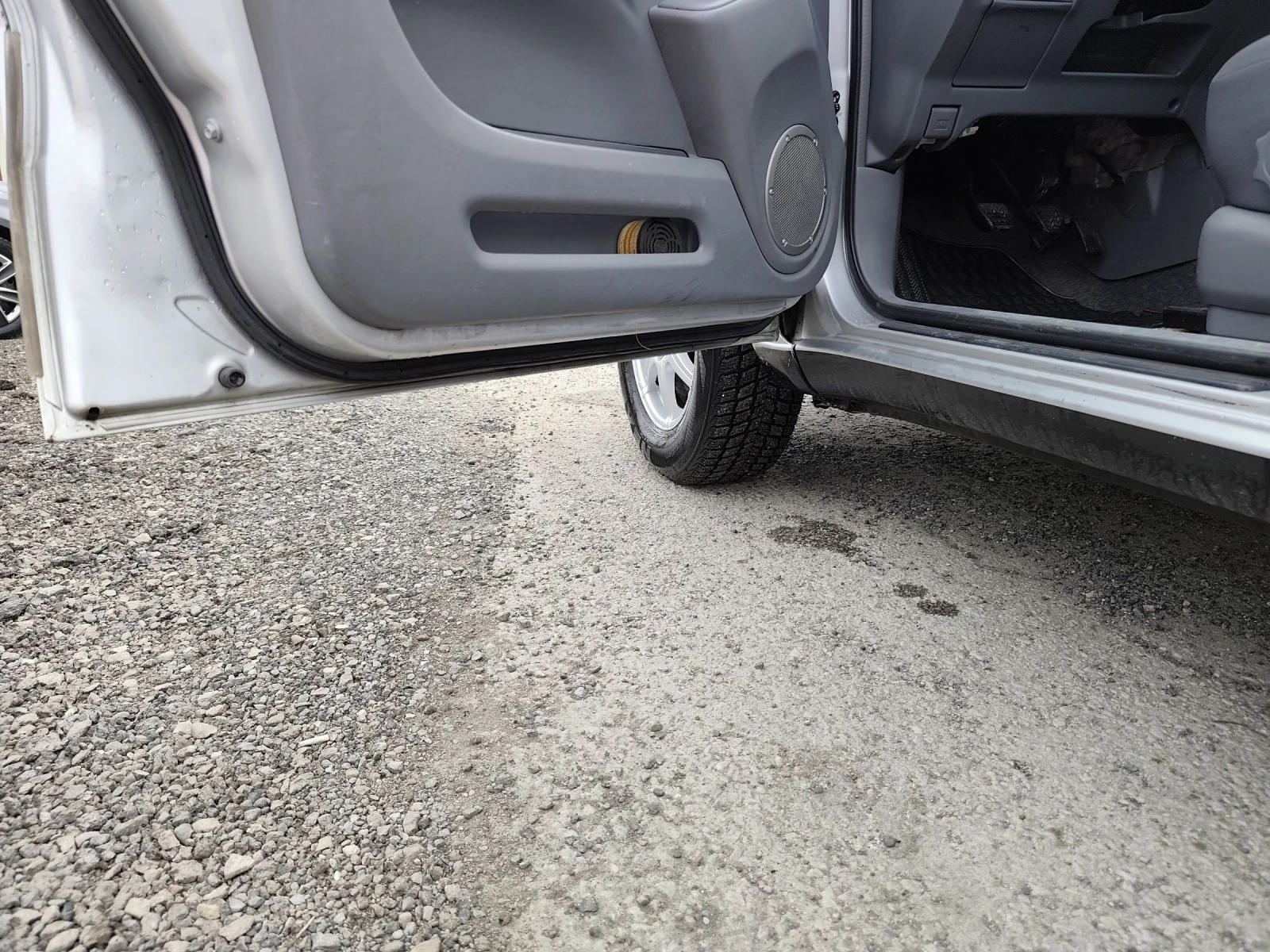 Toyota Rav4 2.0d-4d, снимка 5 - Автомобили и джипове - 53934420