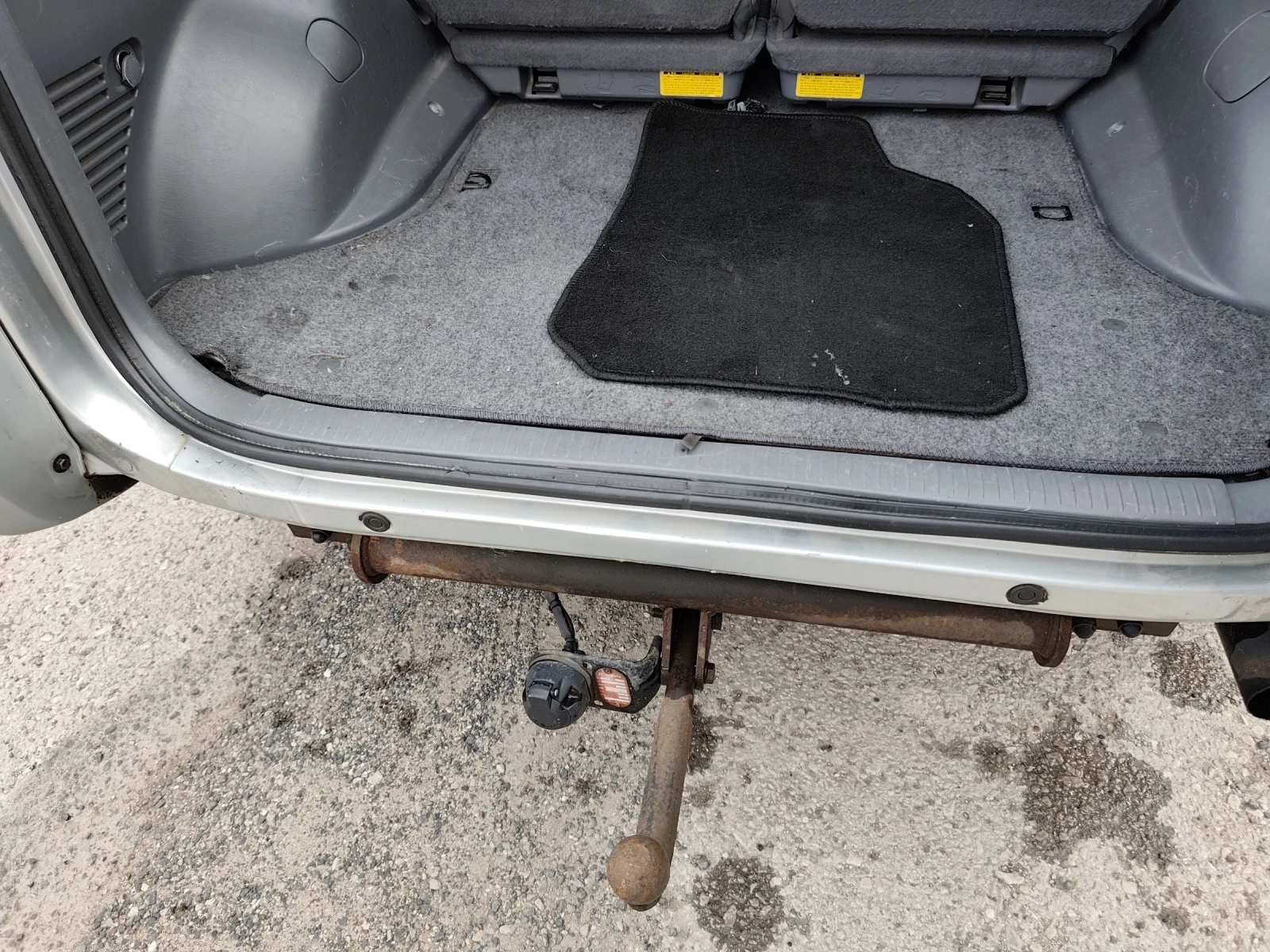 Toyota Rav4 2.0d-4d, снимка 12 - Автомобили и джипове - 53934420