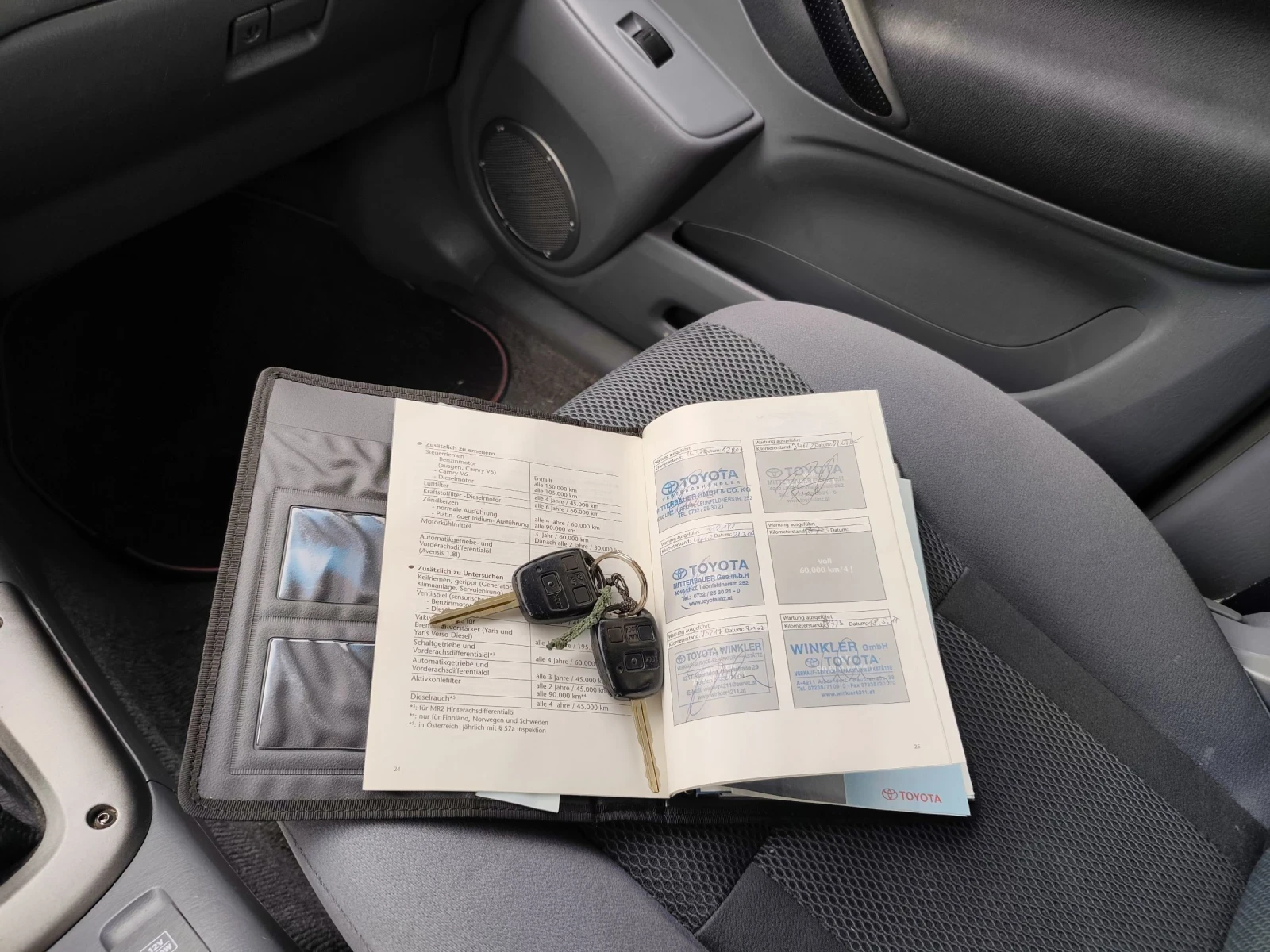 Toyota Rav4 2.0d-4d, снимка 13 - Автомобили и джипове - 53934420