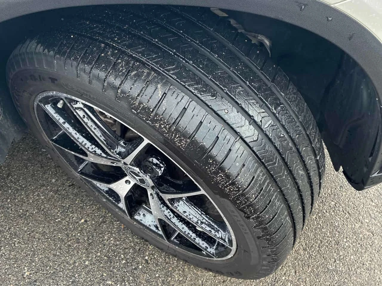 Mercedes-Benz GLC 300 * Дистроник * Дигитално тало * Панорама * Подгрев , снимка 7 - Автомобили и джипове - 54060533