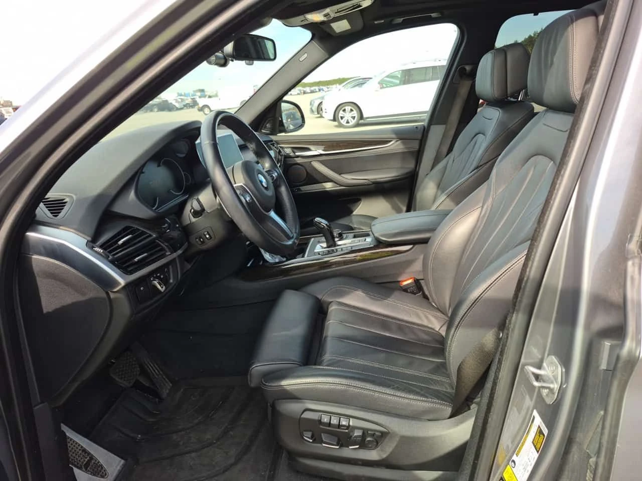 BMW X5 * XDRIVE35I * ГЛАВНО ПРЕДСТАВИТЕЛСТВО* , снимка 7 - Автомобили и джипове - 54173325