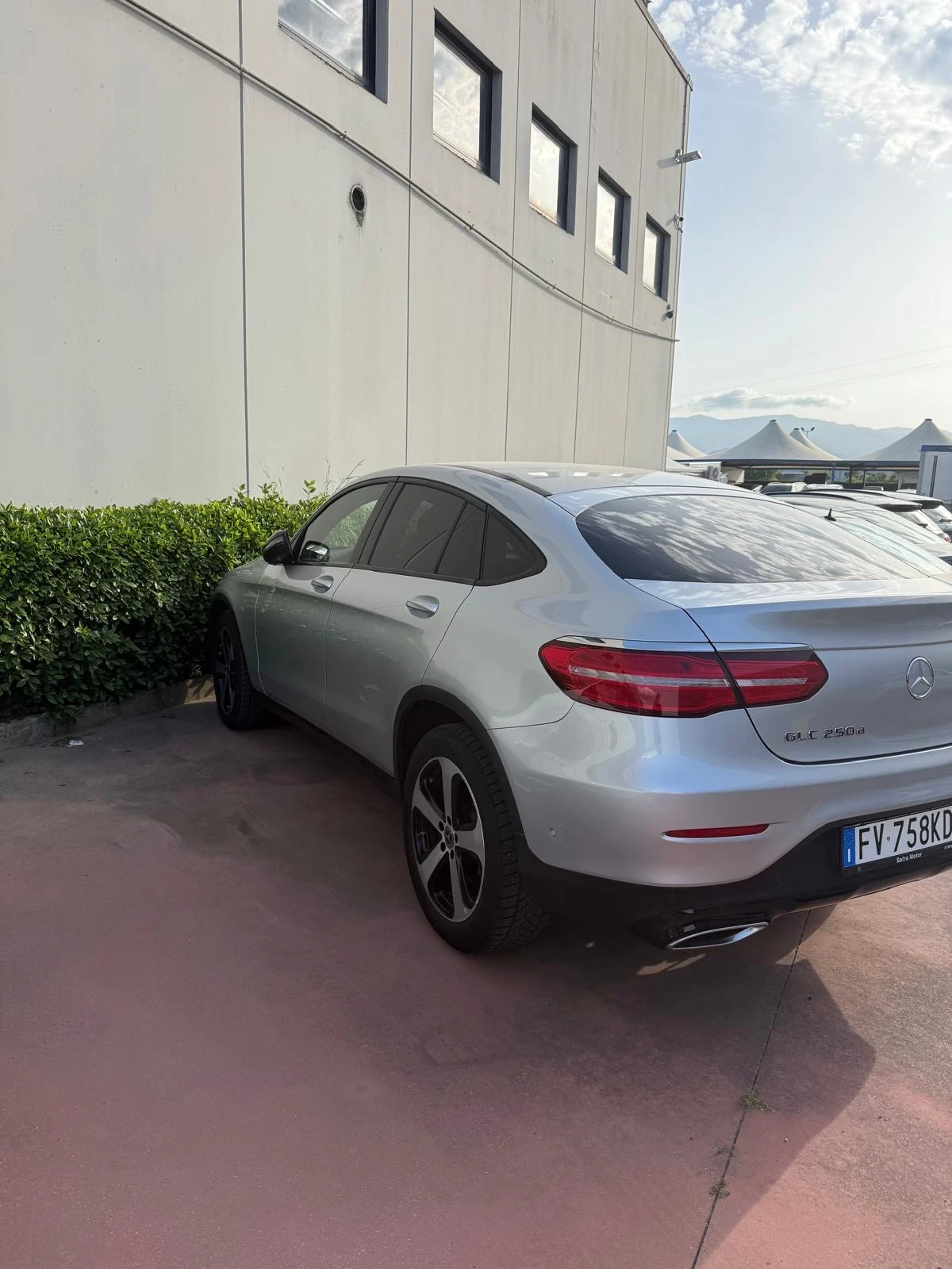 Mercedes-Benz GLC 250 4 matic, снимка 3 - Автомобили и джипове - 54599179