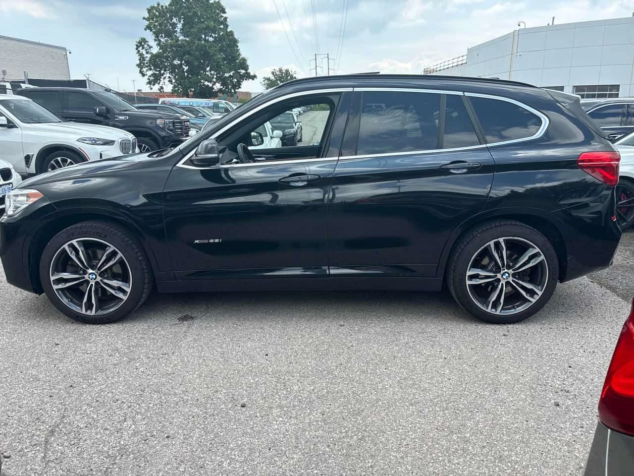 BMW X1 М ПАКЕТ/xDrive28i /CARFAX/2 КЛЮЧА/ПАНО/КЛИИП , снимка 3 - Автомобили и джипове - 55065025