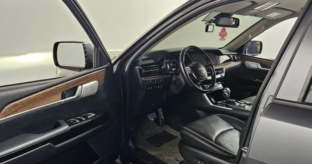 Kia Mohave * Platinum* Обдух* HUD* Pano* 360* Hi-Pass* , снимка 3 - Автомобили и джипове - 55584704