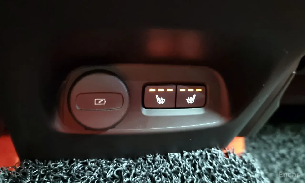 Volvo XC40 B4* R Disign* ������� ����� ���* �����* FULL*  | Mobile.bg � ����������� 10