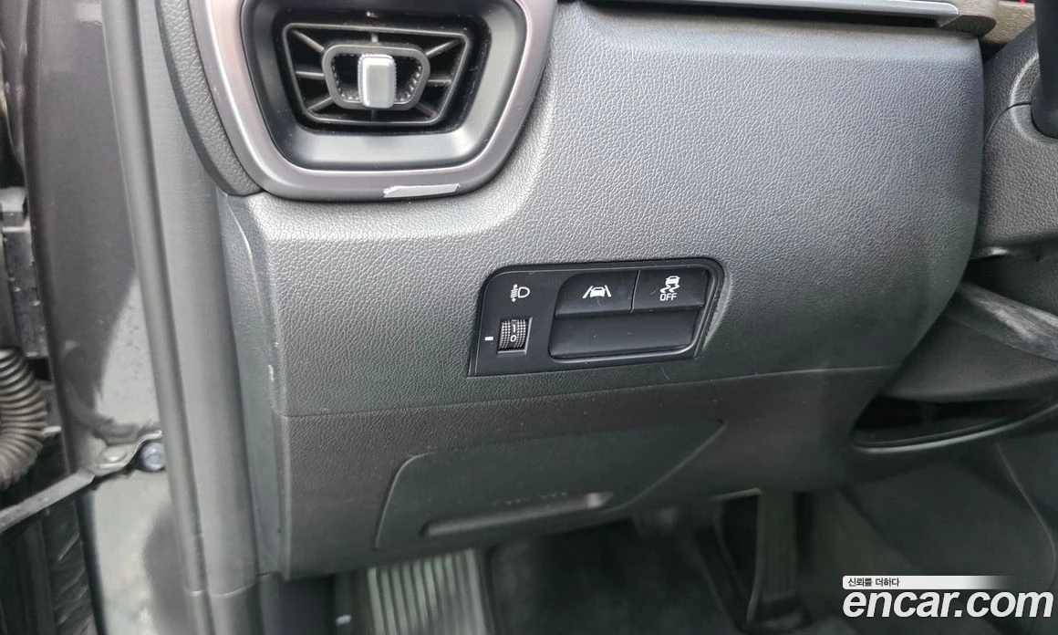 Kia Sorento Diesel 2.2 2WD Trendy, снимка 12 - Автомобили и джипове - 56155202