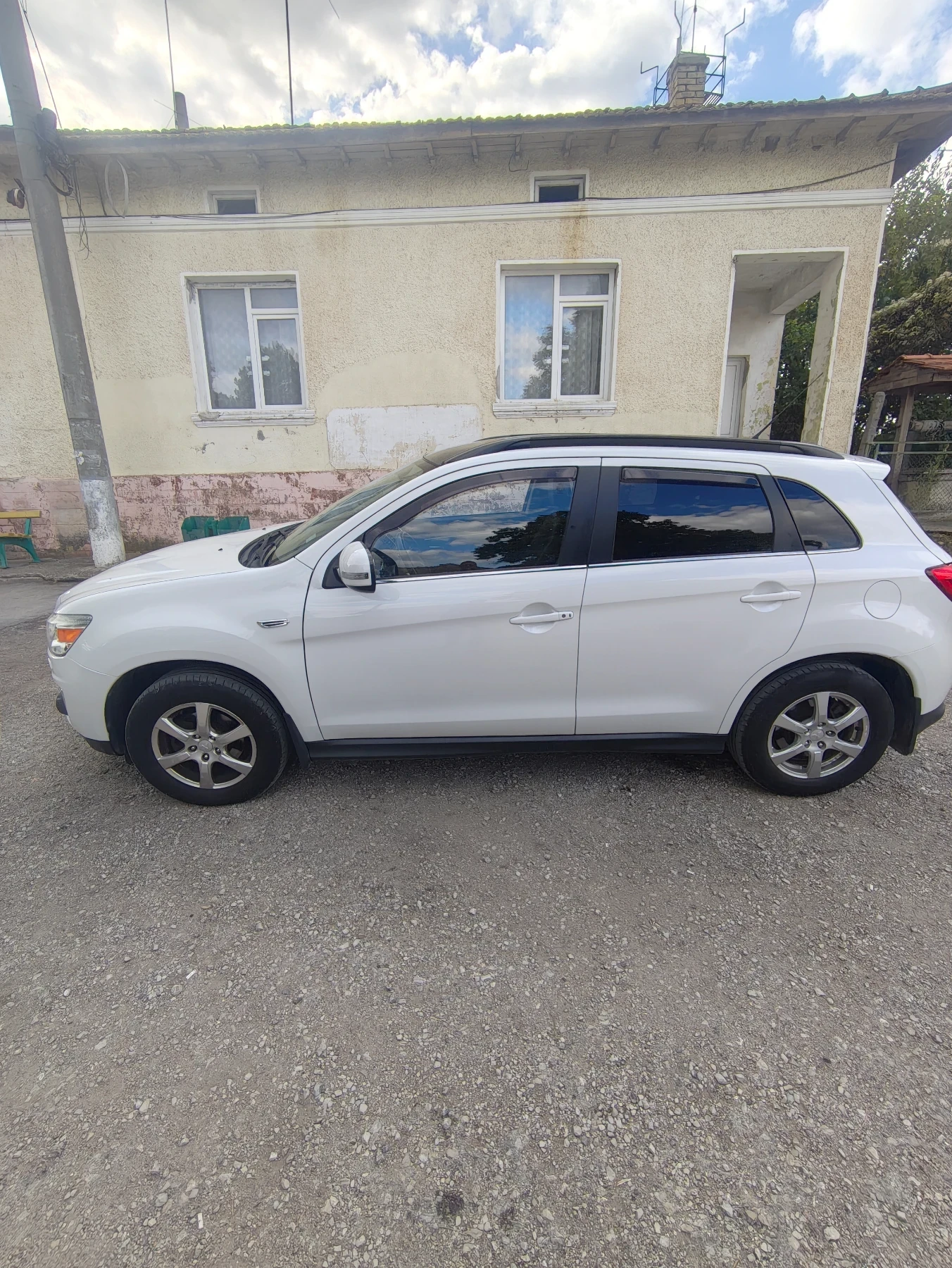 Mitsubishi ASX Джип, снимка 4 - Автомобили и джипове - 56364915