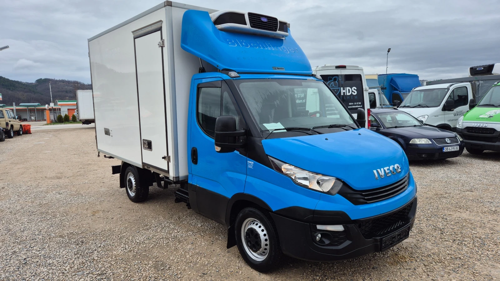 Iveco Daily 35s16* ХЛАДИЛЕН* КЛИМА* HI-MATIC* ШВЕЙЦАРИЯ* , снимка 3 - Бусове и автобуси - 53454903