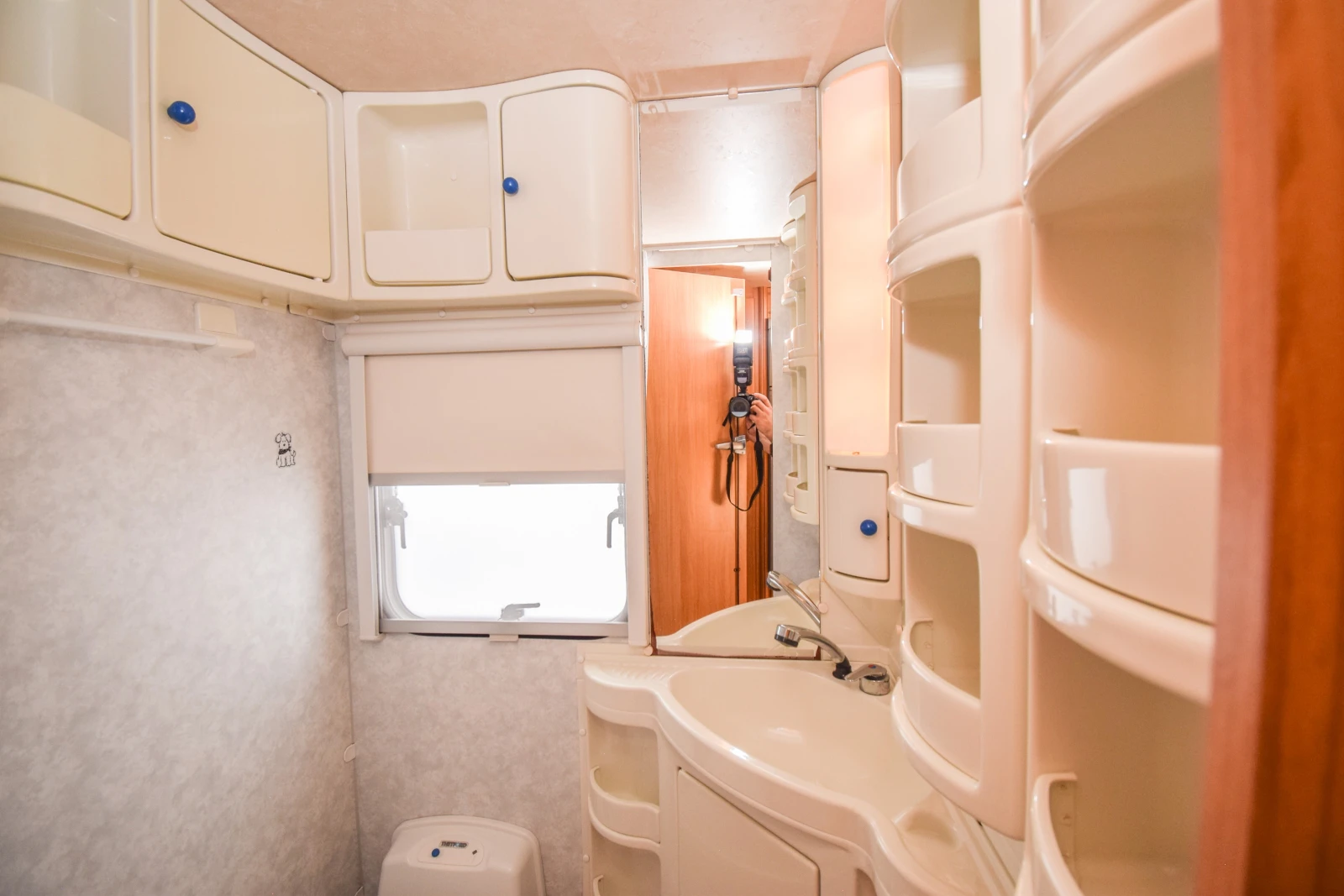 Каравана Adria Classica 743 UP Scandinavion/Alde/Форселт/Мувър, снимка 13 - Каравани и кемпери - 55065627
