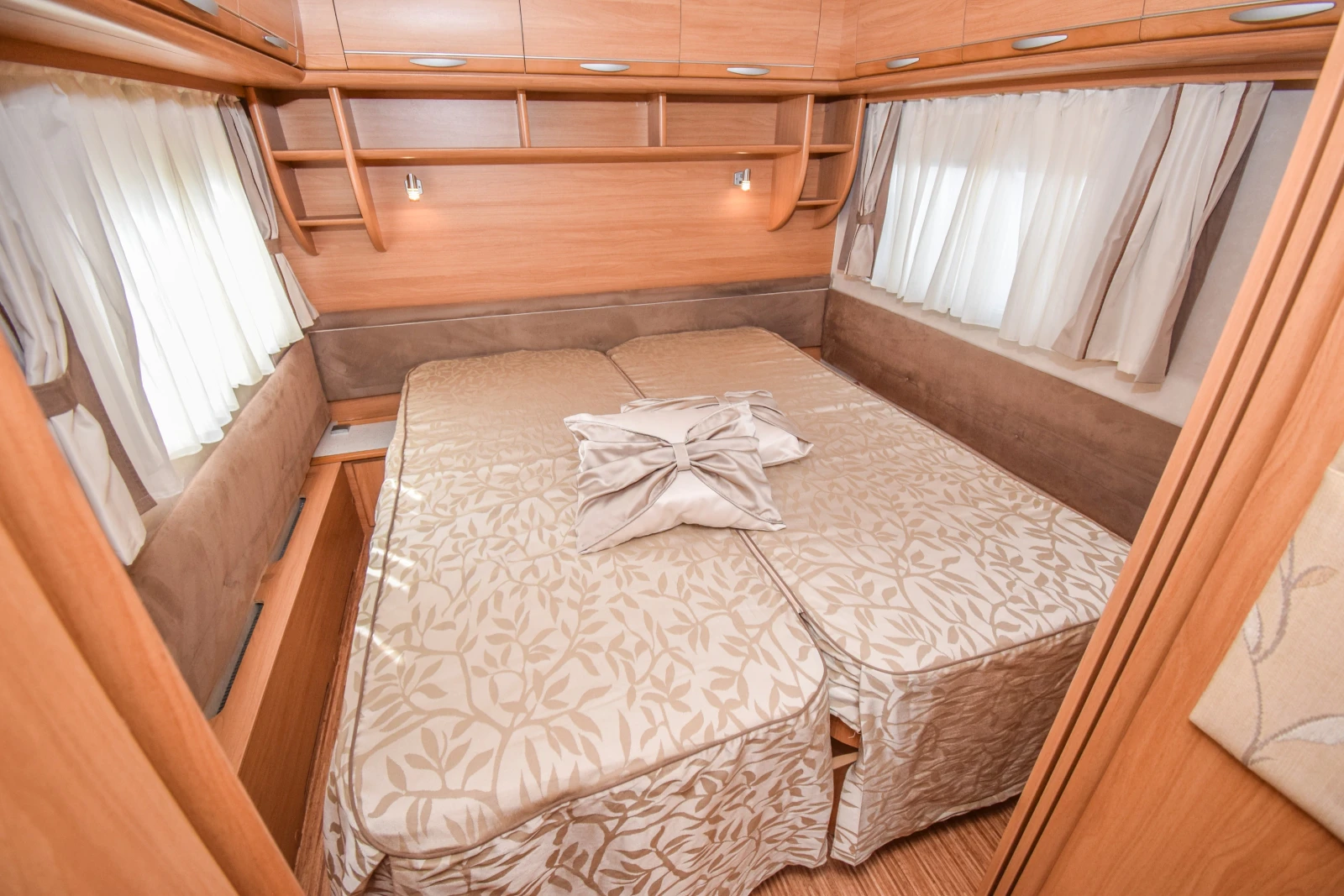 Каравана Adria Classica 743 UP Scandinavion/Alde/Форселт/Мувър, снимка 15 - Каравани и кемпери - 55065627