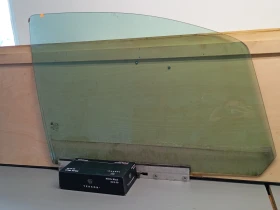 Стъкло предно дясно Опел Зафира Б 1.7д