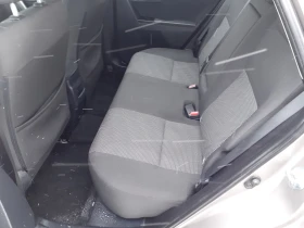 Toyota Auris 1.4 D4D NAVI KAMERA PREMIUM, снимка 14
