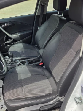 Opel Astra 1.3CDTi NAVI* COSMO* , снимка 9