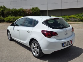 Opel Astra 1.3CDTi NAVI* COSMO* , снимка 3