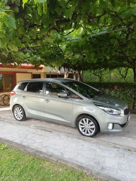 Kia Carens 1.7 136к.с. 7м., снимка 4