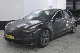 ������ Tesla Model 3