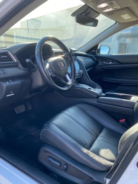 Honda Insight Touring, снимка 8