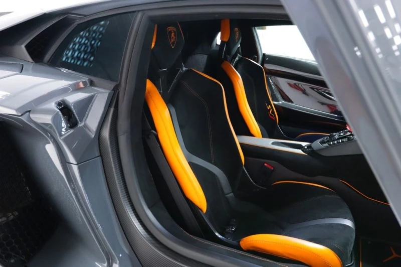 Lamborghini Aventador SVJ/ FULL CARBON/ CERAMIC/ SENSONUM/ LIFT/ , снимка 10 - Автомобили и джипове - 44989876