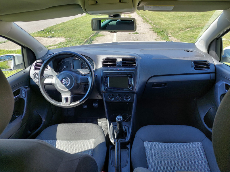 VW Polo 1.6тди  90к.с, снимка 9 - Автомобили и джипове - 46270721