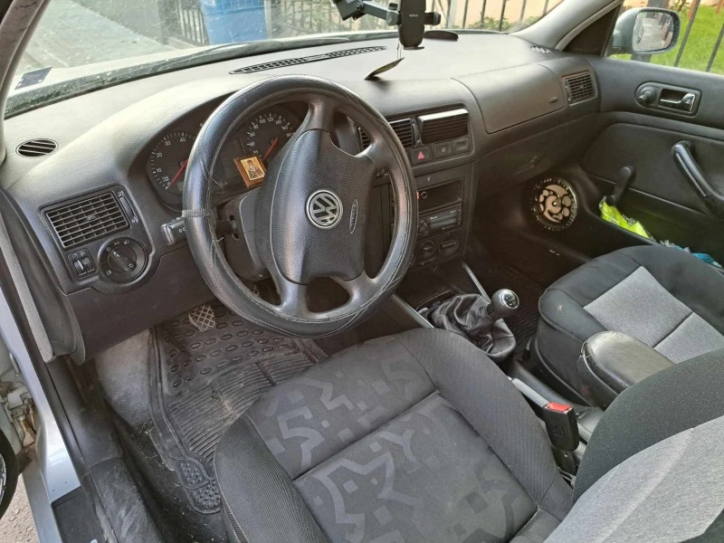 VW Golf, снимка 5 - Автомобили и джипове - 47046080