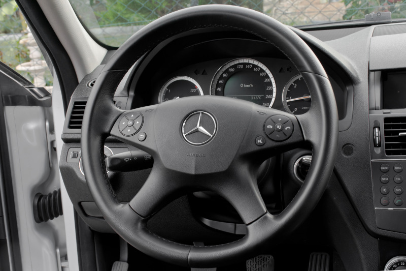Mercedes-Benz C 200 cdi 6sk. 646, снимка 13 - Автомобили и джипове - 46447355