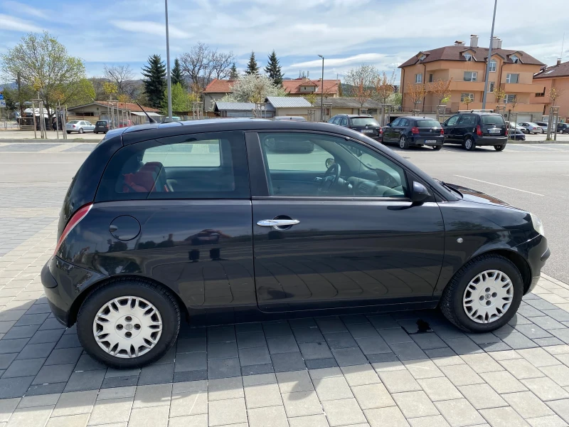 Lancia Ypsilon, снимка 5 - Автомобили и джипове - 47379203