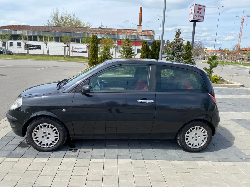 Lancia Ypsilon, снимка 6 - Автомобили и джипове - 47379203