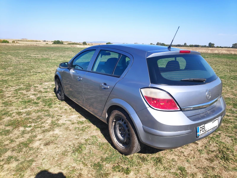 Opel Astra, снимка 8 - Автомобили и джипове - 47422935