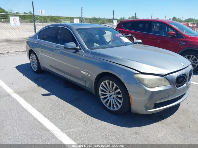 BMW 750, снимка 1 - Автомобили и джипове - 47627530