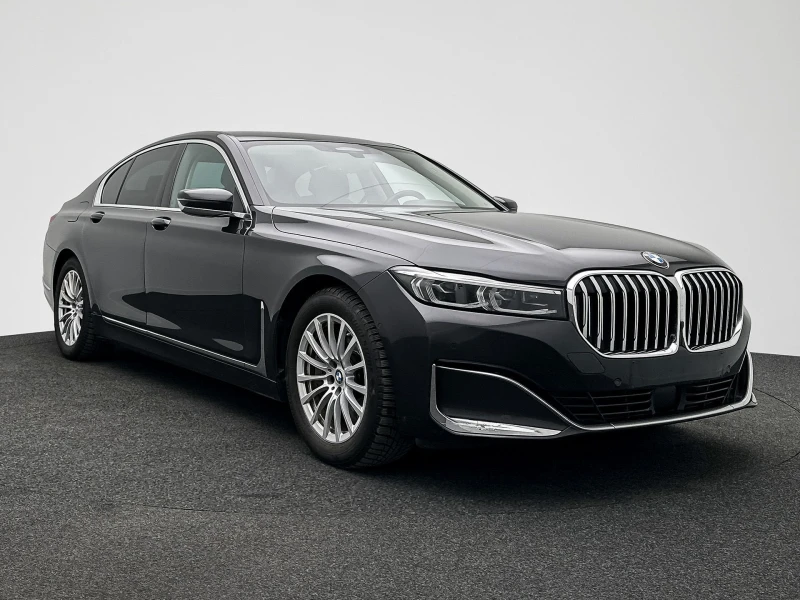 BMW 745 745e, снимка 3 - Автомобили и джипове - 49292765