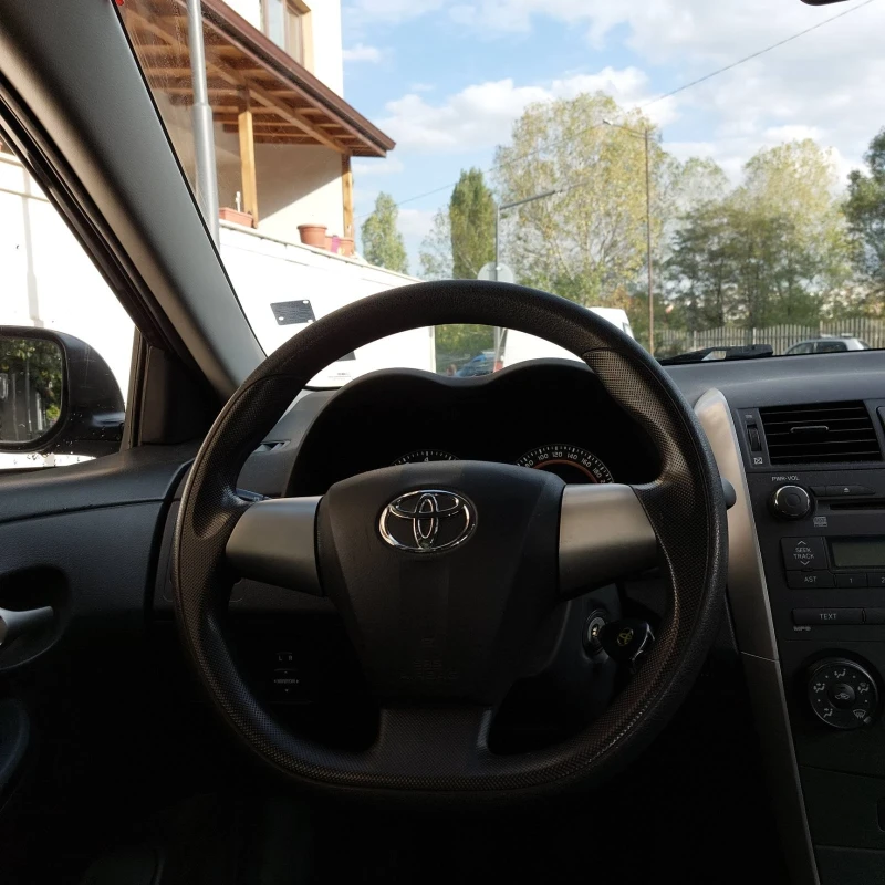 Toyota Corolla, снимка 5 - Автомобили и джипове - 52109094