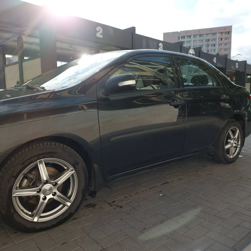 Toyota Corolla, снимка 3 - Автомобили и джипове - 52109094