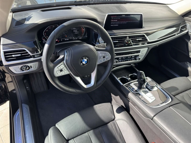 BMW 740 xDrive, снимка 5 - Автомобили и джипове - 51770747