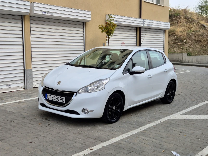 Peugeot 208 1.6HDI 92к.с., снимка 2 - Автомобили и джипове - 52569347