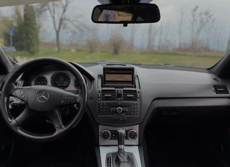 Mercedes-Benz C 220 C220 170к.с.   УНИКАТ  ПАНОРАМА  АВТОМАТ , снимка 8 - Автомобили и джипове - 52674746