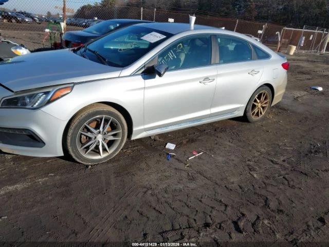 Hyundai Sonata SPORT 2.0T - изображение 2