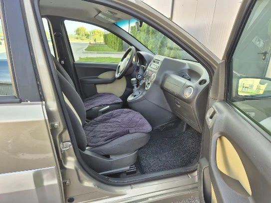Fiat Panda 1.3 4х4 Cross, снимка 11 - Автомобили и джипове - 54422636