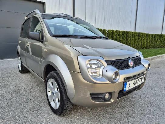 Fiat Panda 1.3 4х4 Cross, снимка 3 - Автомобили и джипове - 54422636