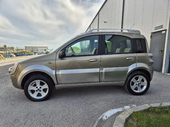 Fiat Panda 1.3 4х4 Cross, снимка 4 - Автомобили и джипове - 54422636