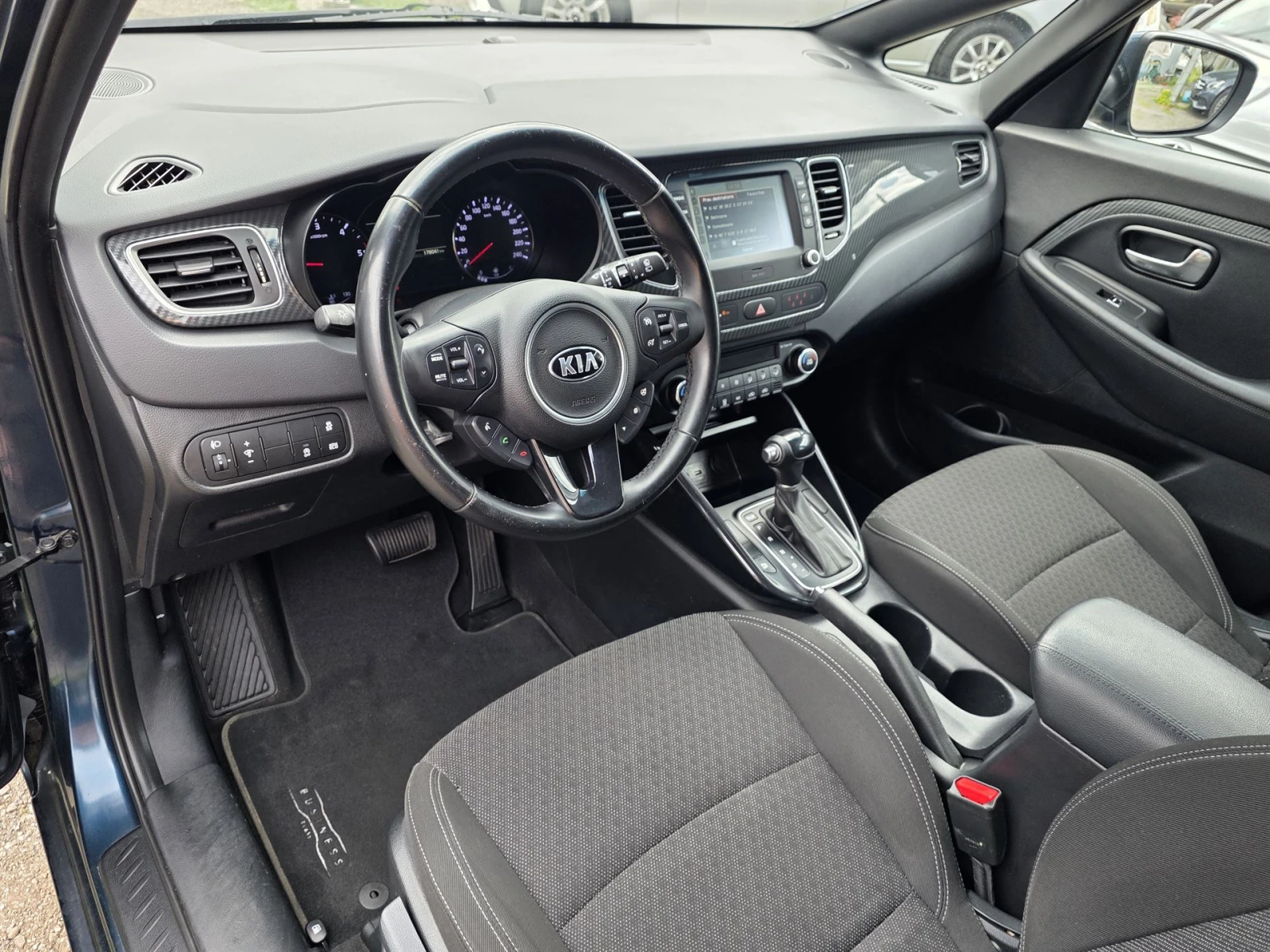 Kia Carens 1.7 CRDI Automatic  - изображение 7