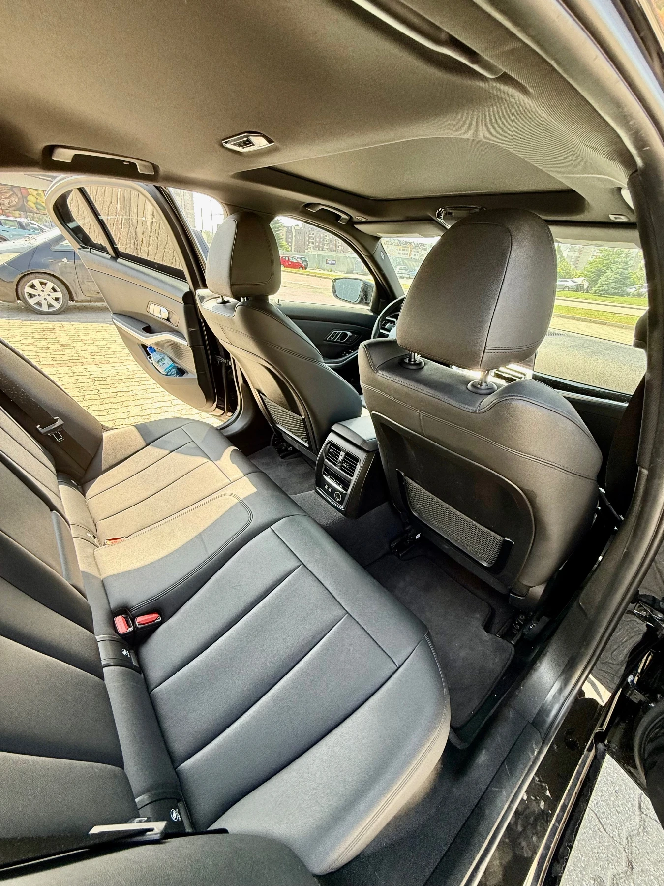 BMW 330 G20  I M - sport 2.0 - изображение 9