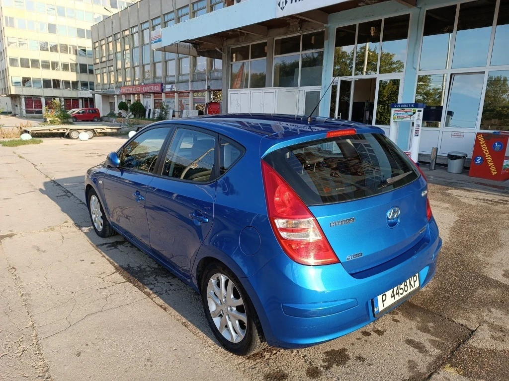 Hyundai I30 1.6 CDRI - изображение 9