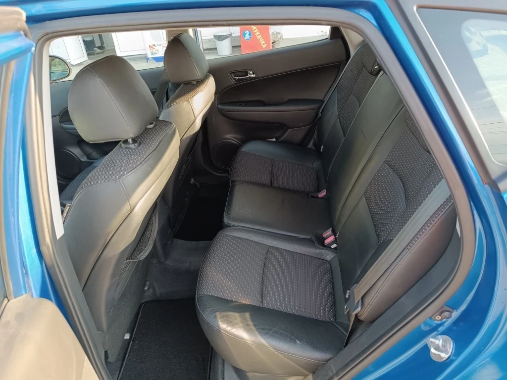 Hyundai I30 1.6 CDRI - изображение 4
