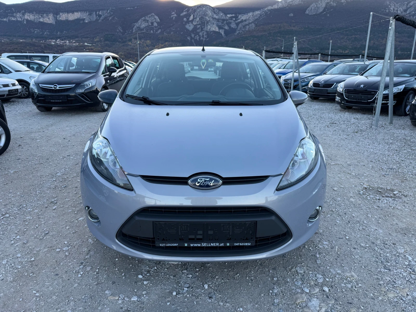 Ford Fiesta 1.3/82кс EVRO5 климатик 197000км - изображение 2