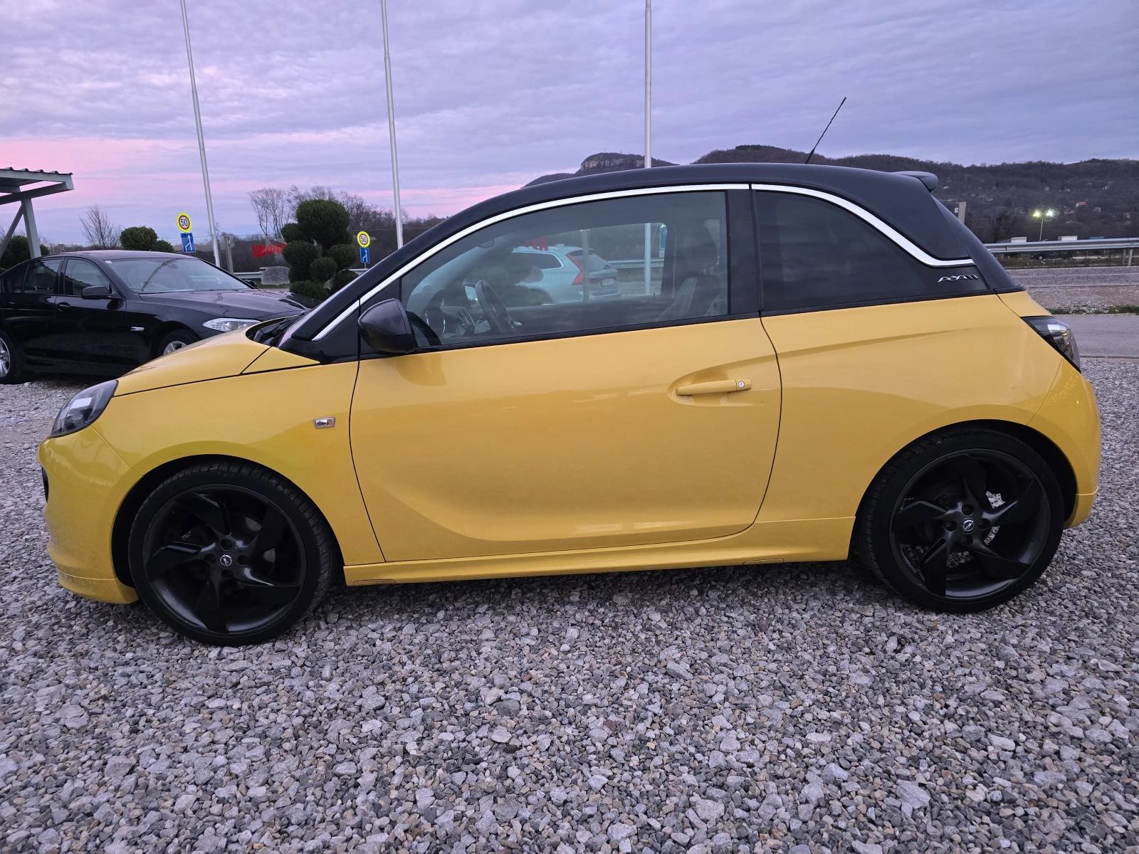 Opel Adam 1, 4I НОВ ВНОС !! РЕАЛНИ 114000 км. - изображение 2