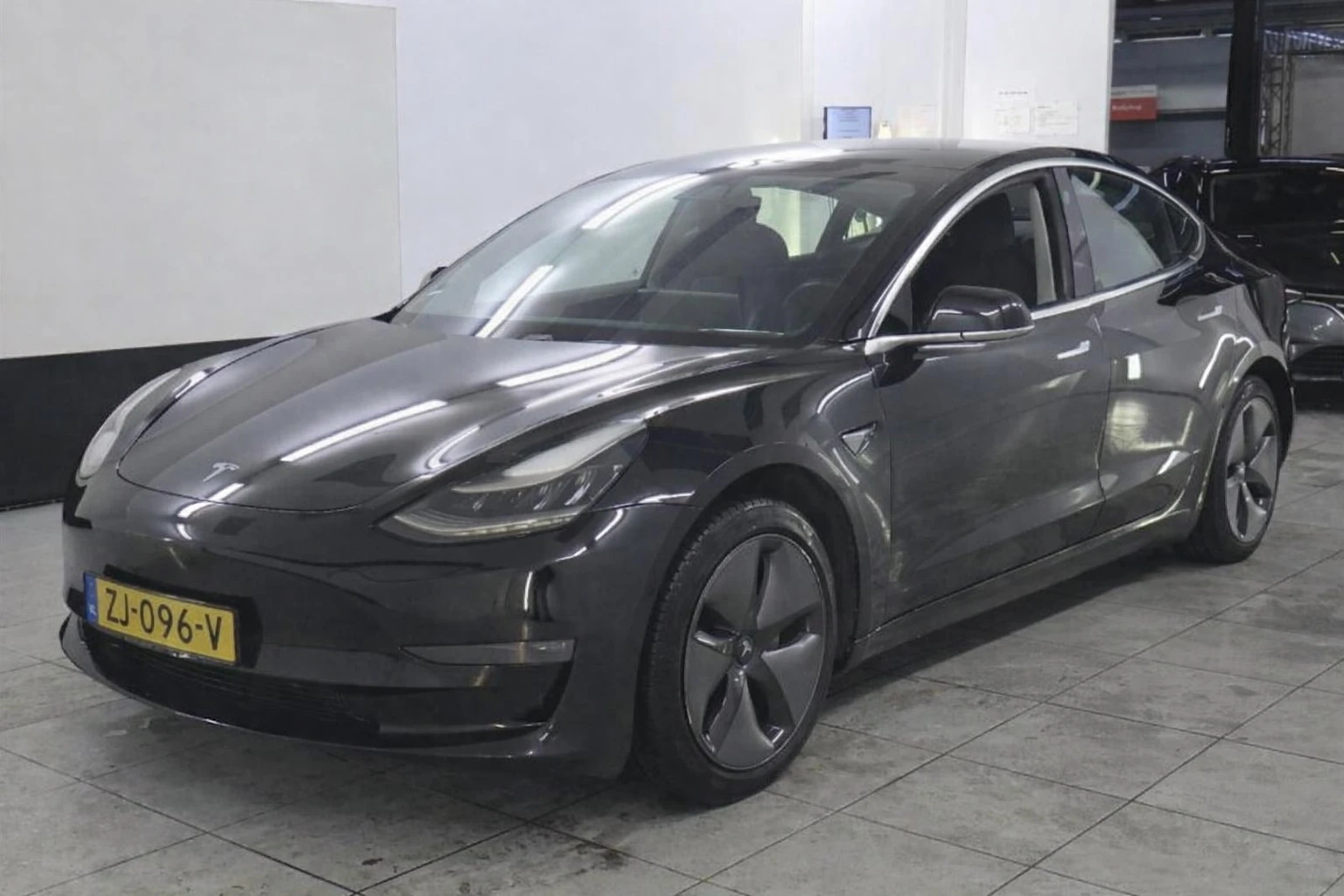 Tesla Model 3 LONG RANGE 4x4 / 75 kWh /  | Mobile.bg � ����������� 1
